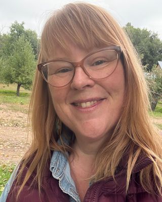 Photo of Bethany Moore, Art Therapist, MA, LPAT, LPCC, ATR-BC