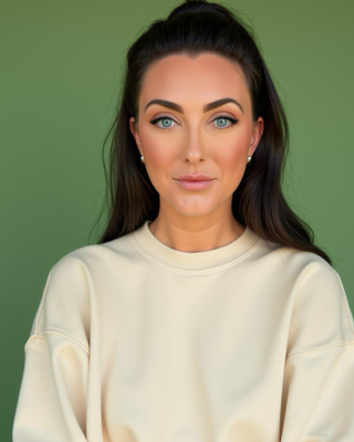 Photo of Brooke Holyk, Registered Psychotherapist, BHEcol, MACP