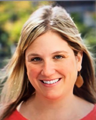 Photo of Lisa Burke, Clinical Social Work/Therapist, LICSW