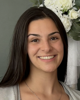 Photo of Elizabeth Cook, Licensed Mental Health Counselor, LMHC
