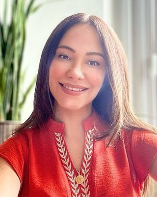 Photo of Rosanna DiRosa, Pre-Licensed Professional, CAPT, BA, RSSW