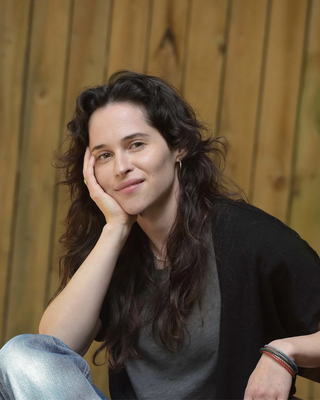 Photo of Stephanie Kelly, Psychotherapist, Pre-Accredited Member IACP