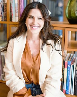 Photo of Gina Rossini, Clinical Social Work/Therapist, LCSW, SIFI