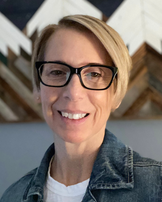 Photo of Beth Nibarger, Clinical Social Work/Therapist, LICSW