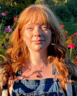 Photo of Braelyn Simms, Registered Psychotherapist, BA