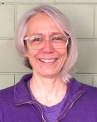 Photo of Elizabeth Parsons, Psychologist