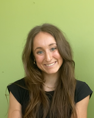 Photo of Lauren Vanee, Clinical Social Work/Therapist, LICSWA, CSWPIP