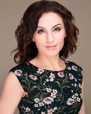Photo of Renata L Logan, Marriage & Family Therapist, MSc, RPsych