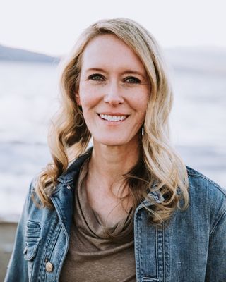 Photo of Charelle Hagen, Clinical Social Work/Therapist, CSW