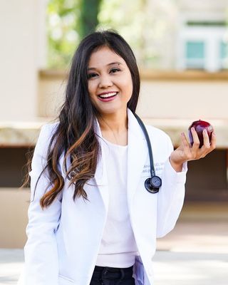 Photo of Melissa Mondala, Psychiatrist, MD, MHA, FACLM