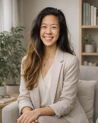 Photo of Jacquelyn Peh, Psychotherapist, MSc, APACS