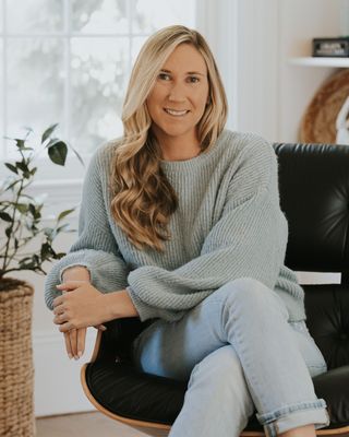 Photo of Alena Bertoncini, Clinical Social Work/Therapist, LICSW