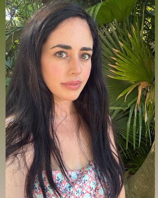 Photo of Maggie Kohout, Marriage & Family Therapist, MA, LMFT