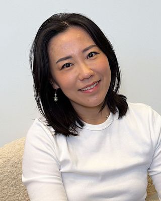 Photo of Tong Tong - Tong Tong - EMDR Therapist, Counsellor, CCC, RP(Q)