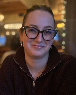 Photo of Rachel Mombourquette, Pre-Licensed Professional, BA, BSc, MACP