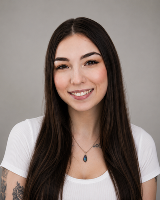 Photo of Arianna Duquette, Pre-Licensed Professional, MSW