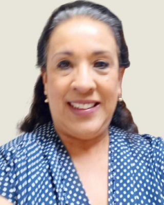 Photo of Lydia Robles, Marriage & Family Therapist, LMFT