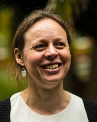 Photo of Lina Adigun, Psychotherapist in London, England