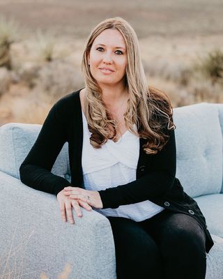 Photo of Shannon Gilland, LPC Intern, CPC-I, MA