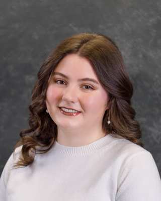 Photo of Lindsey Hapli, Registered Psychotherapist (Qualifying), MA, RP(Q)