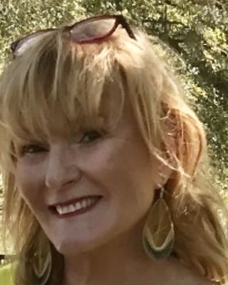 Photo of Diana J Krafcik, Clinical Social Work/Therapist, LICSW