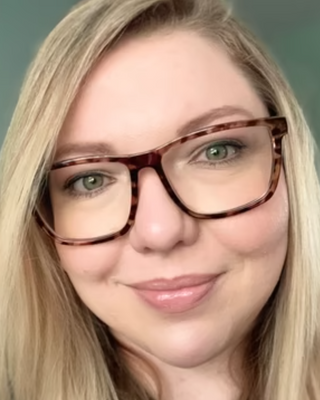 Photo of Tina Earwood, Licensed Professional Counselor, LPC