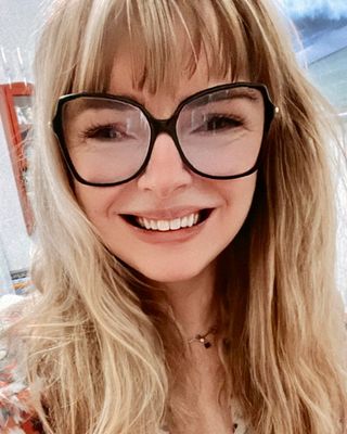 Photo of Cheyanne Prominski, Clinical Social Work/Therapist, LSWAIC