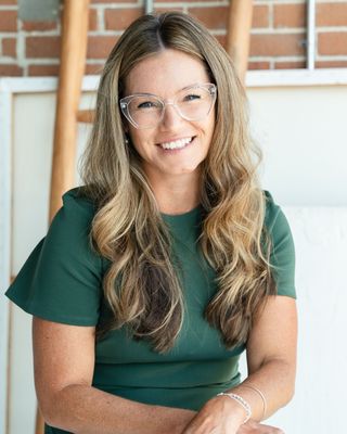 Photo of Jen Robinson, Licensed Independent Social Worker