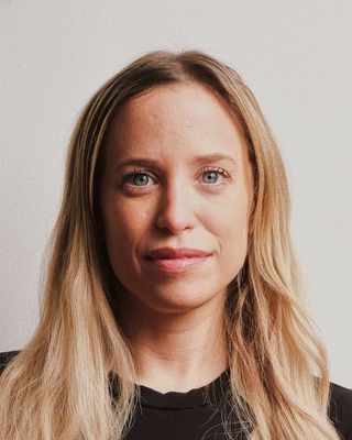 Photo of Leanna Bissell, Registered Psychotherapist, MA, BA