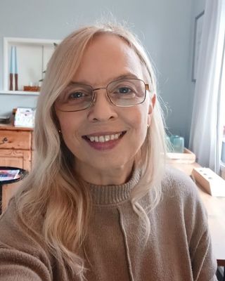 Photo of Louise Diffey, Counsellor, MBACP