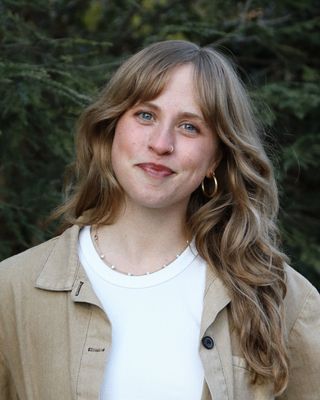 Photo of Chloe Fagin, Marriage & Family Therapist Associate, MA, AMFT