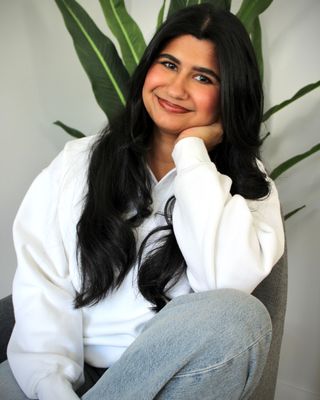 Photo of Rayna Chatha, Counsellor, MCP-AT, RCC