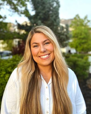 Photo of Nicki Derr, Pre-Licensed Professional, CSW