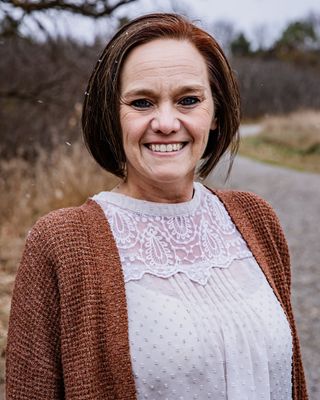 Photo of Ginny Visser-Armbrust, Clinical Social Work/Therapist, MSW, LGSW