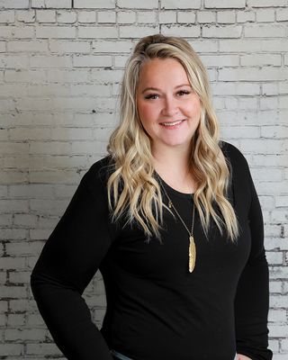 Photo of Natalya Austin, Registered Social Worker, MSW, RCSW