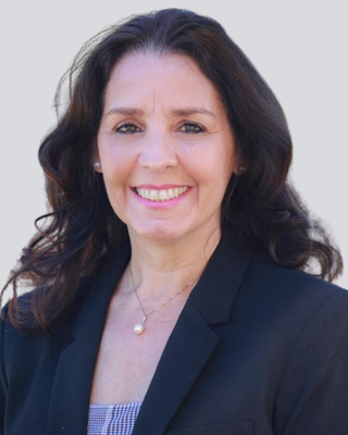 Photo of Karina di Gregorio, Licensed Professional Clinical Counselor, LPC