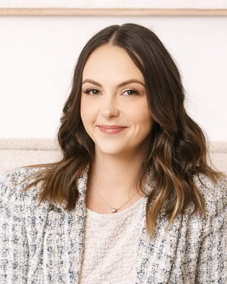 Photo of Brianne Roy, Registered Psychotherapist (Qualifying)