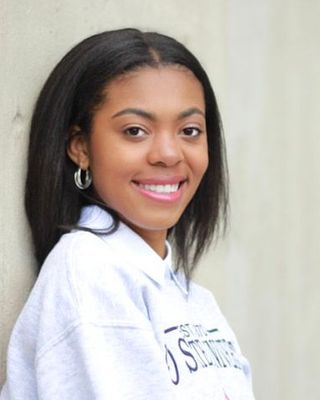 Photo of Leah Bronaugh, Licensed Social Worker, MSW, LSW