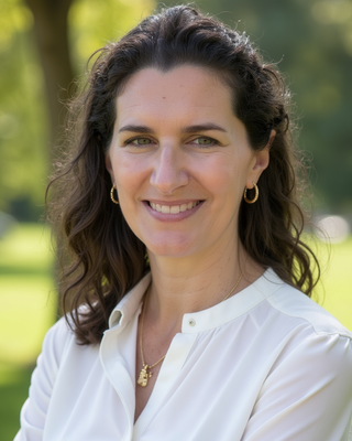 Photo of Jessica Gaffney - The Trauma Expert, Clinical Social Work/Therapist, LCSW , Author, DRS