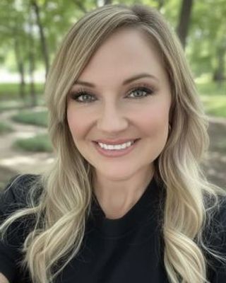 Photo of Kelly McCoy, Licensed Professional Counselor, MS, LPC