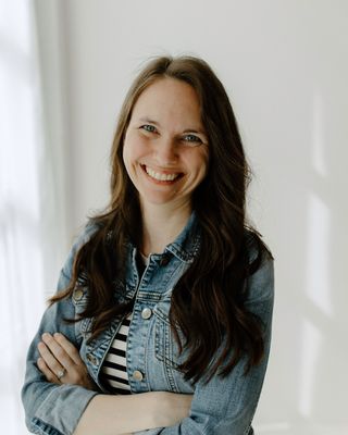 Photo of Lexie Clure, Clinical Social Work/Therapist, LCSW