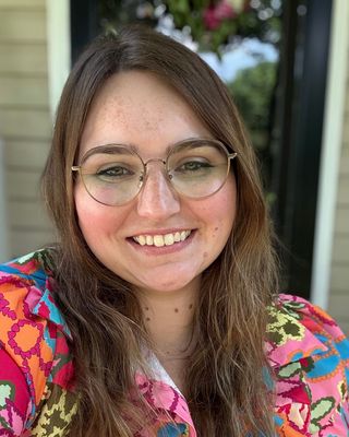 Photo of Erin Dickerson, Clinical Social Work/Therapist