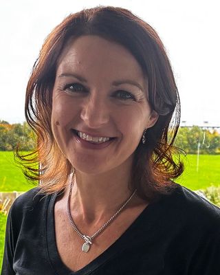 Photo of Lyn Moodie, Counsellor, MBACP