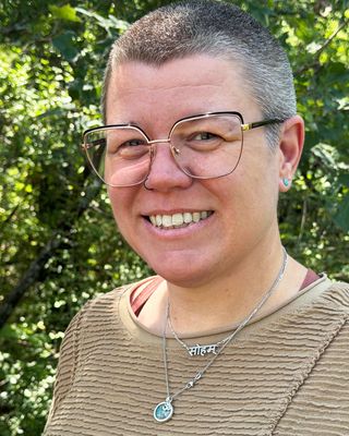 Photo of Betsy Williamson, Licensed Professional Counselor Associate, MS, LPC-A, RYT