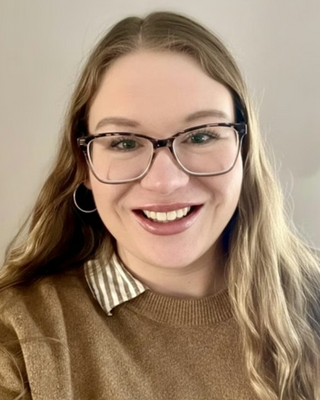 Photo of Lindsey Steele, Counselor, LMHC