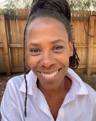 Photo of Angela Mason-Warren, Clinical Social Work/Therapist, LCSW