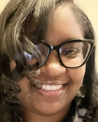 Photo of Takahya McIntyre, LCSW