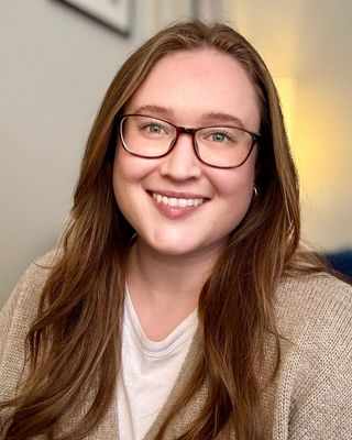 Photo of Shelby Hildenbrand, Licensed Professional Clinical Counselor, MA, LPCC