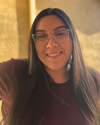 Photo of Rosa Perez, Marriage & Family Therapist, LMFT
