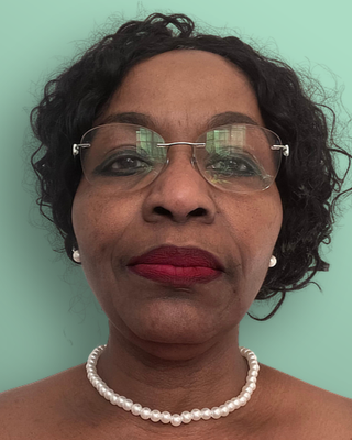 Photo of Mary Ozoh, Psychiatric Nurse Practitioner, PMHNP